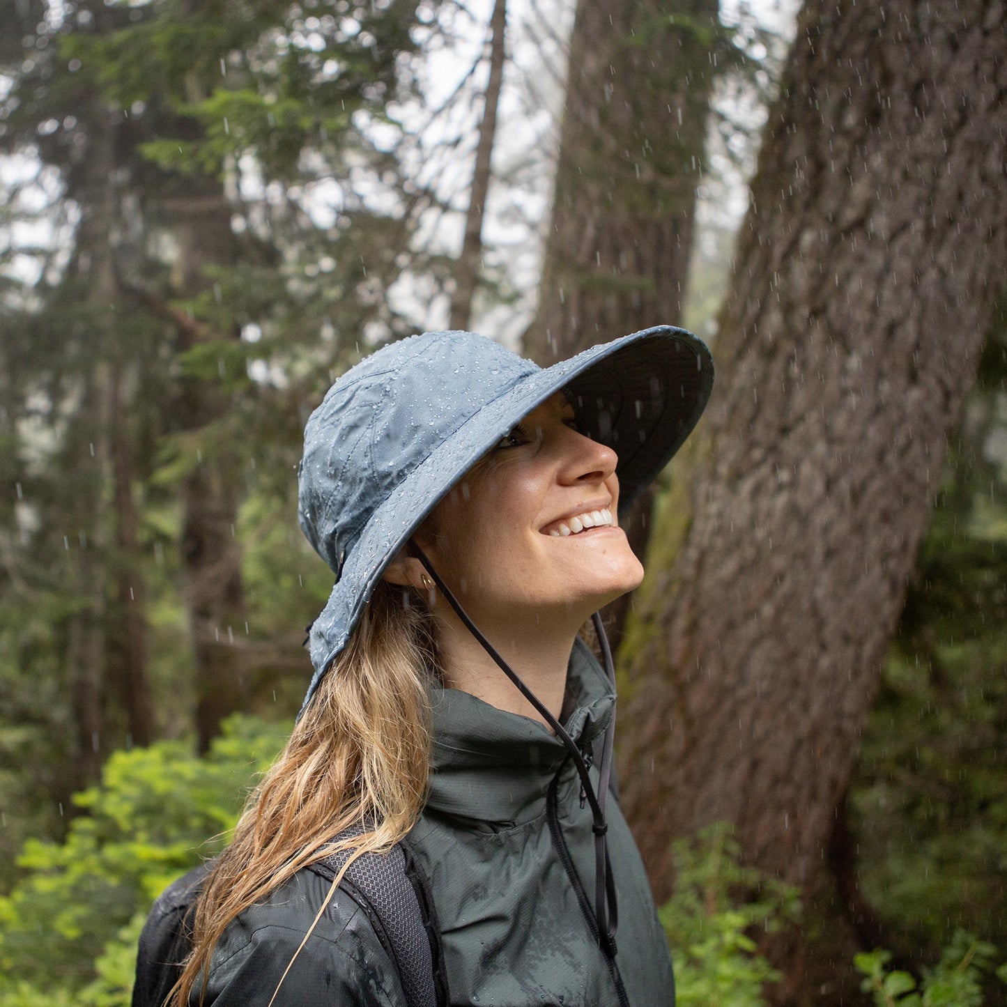Sunday Afternoons Ultra Adventure Storm Hat